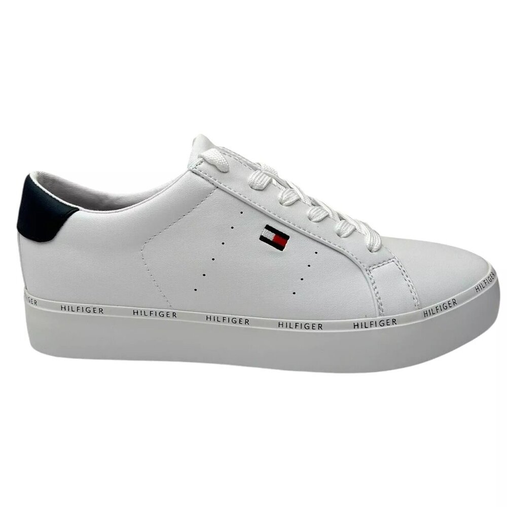 Tommy Hilfiger Women's Henissly Sneaker‎ Size 8.5 White Lace up Casual & Stylish - Picture 2 of 13